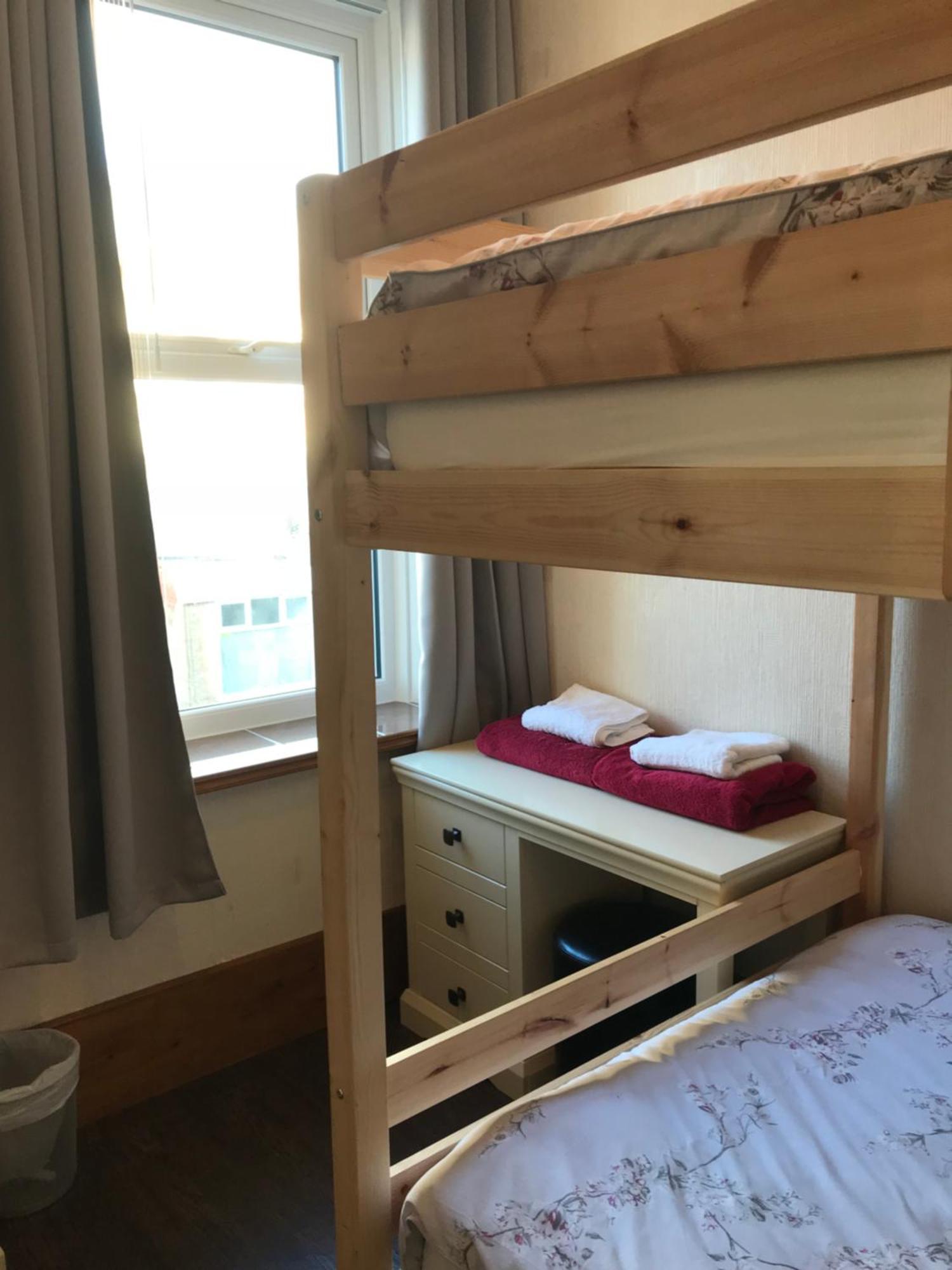 Sutton Park Guest House - Blackpool — Photos 1